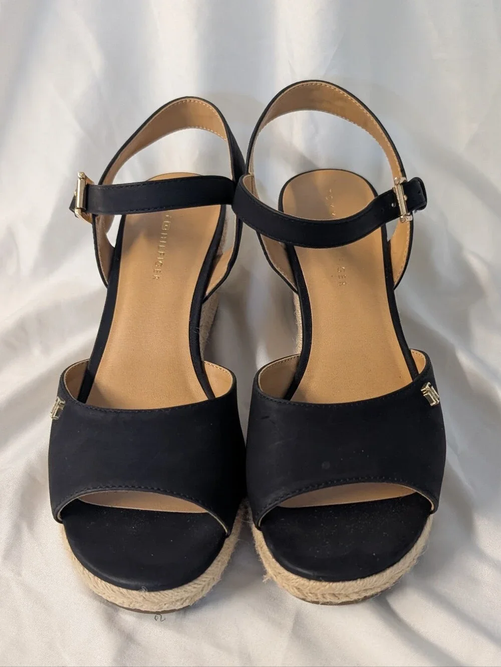 The Tommy Hilfiger® Gallie sandal  9 1/2 M